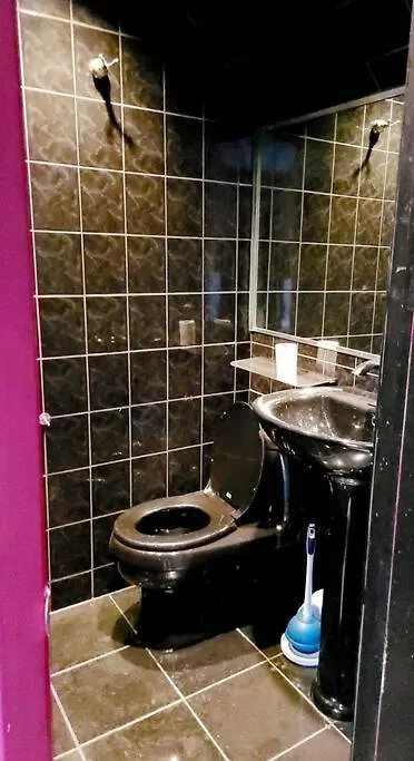 דירה ניו יורק Spacious 3 Level Condo/Townhouse, Free Parking.