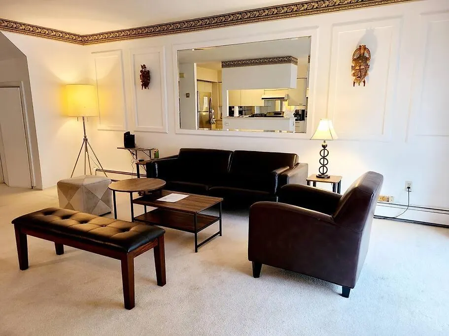 ניו יורק Spacious 3 Level Condo/Townhouse, Free Parking.